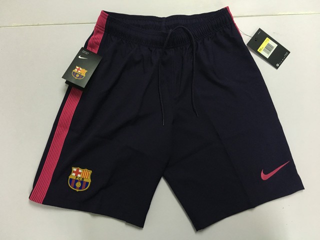 梅西牛仔短裤,梅西首秀穿的t恤