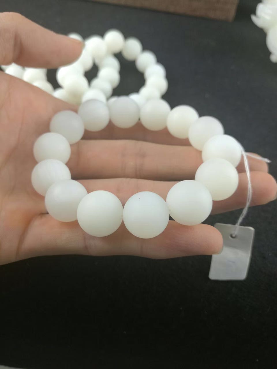 砗磲表面磨砂怎么能变回光亮,砗磲不光亮