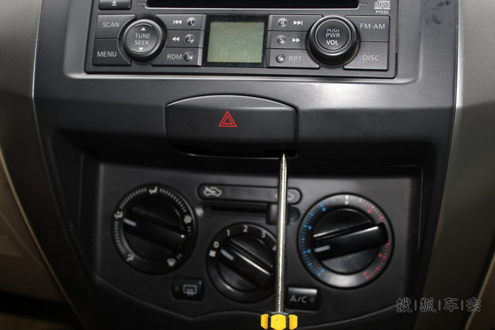 08款骊威空调ac灯关不掉,09款骊威安装倒车影像