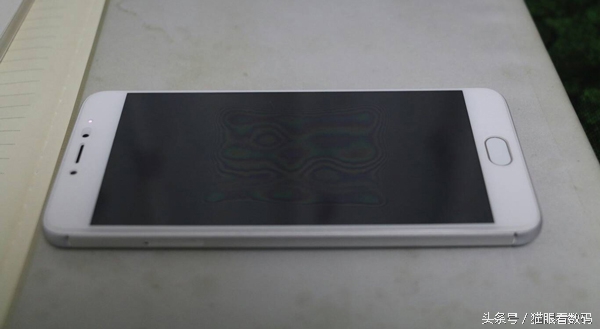 曲面屏手机贴膜还是买双面保护壳,mate40曲面屏贴膜视频教程