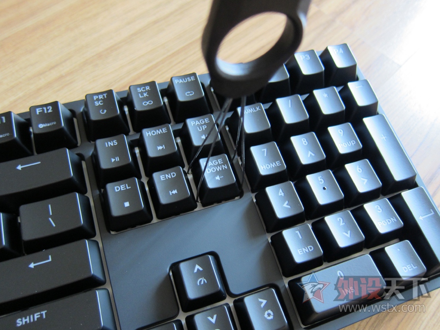 酷冷至尊烈焰枪旗舰版改蓝牙,酷冷至尊烈焰枪旗舰版怎么拆轴