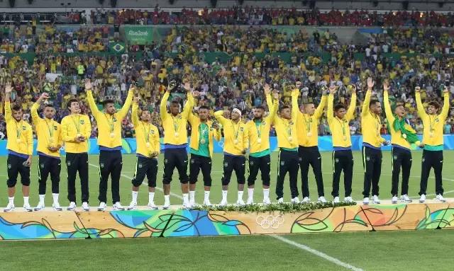 绝不是鸡肋!细数奥运绿茵经典