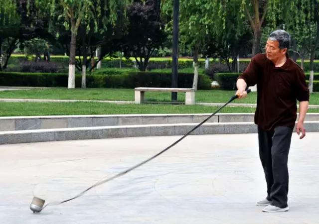 50岁的前一年，你走上了打猴之路