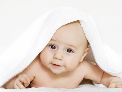 宝宝爱长疹子用什么面霜,新生宝宝起痘