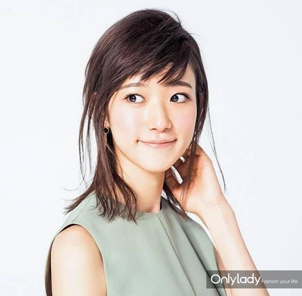 日本妹子的头发怎么扎,日本女生打理发型教程