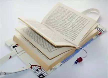 包书皮教程手工,透明膜包书皮的步骤图解