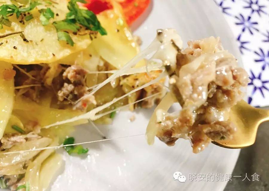 奶酪轻松拉丝,奶酪土豆丝做法