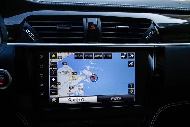 众泰t600自动挡2.0t豪华版日行灯,2016款众泰t600运动版2.0t二手车