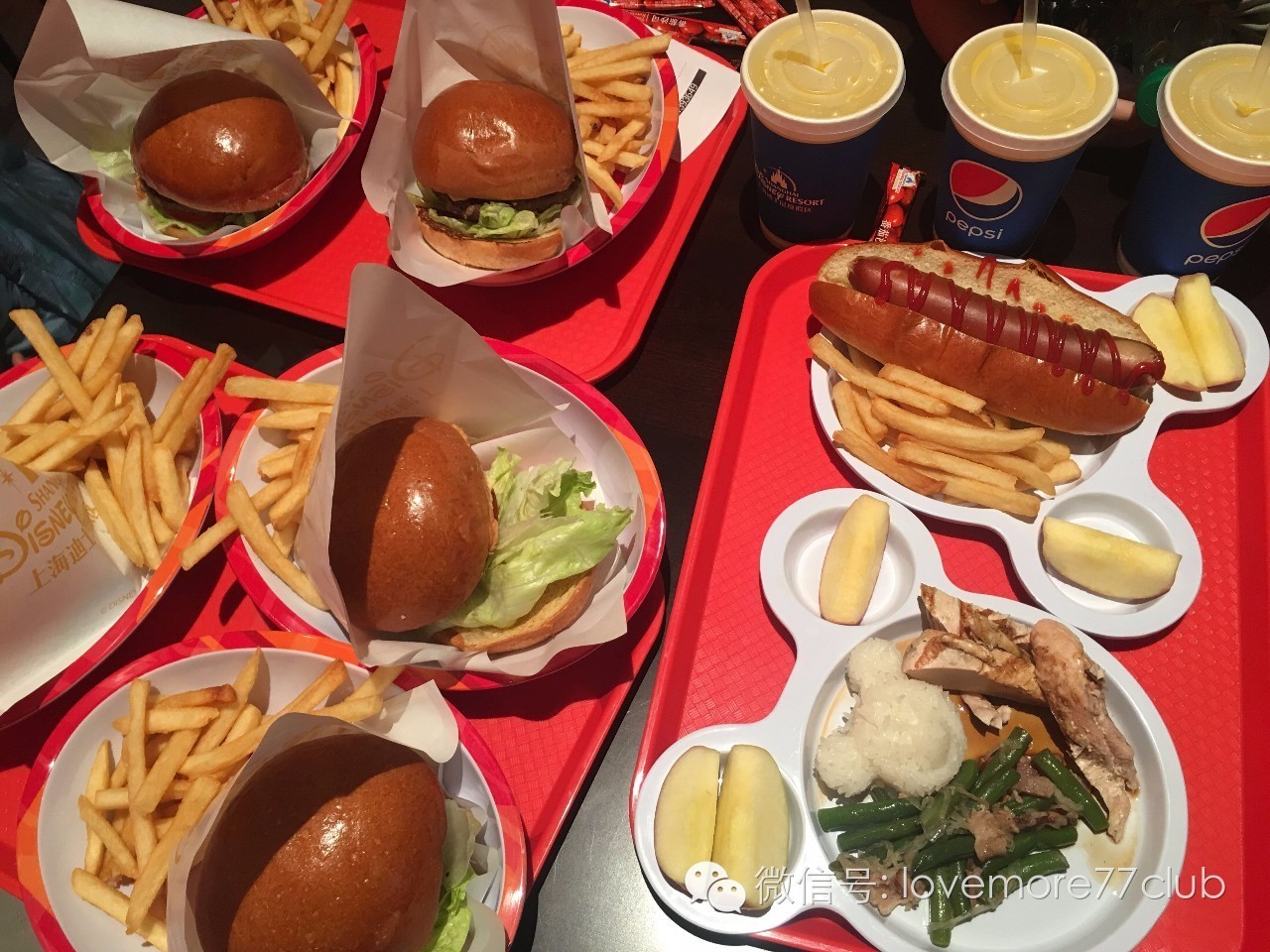 这才是真相!独家揭秘上海迪士尼乐园餐单~最全的disney美食全攻略!文末米奇米妮大礼送