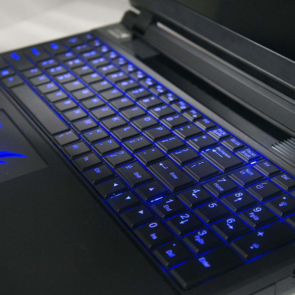 一体机和游戏本,一体机电脑和游戏本哪一个性能好