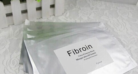 请你不要拿这些东西，在朋友圈来卖给你的朋友