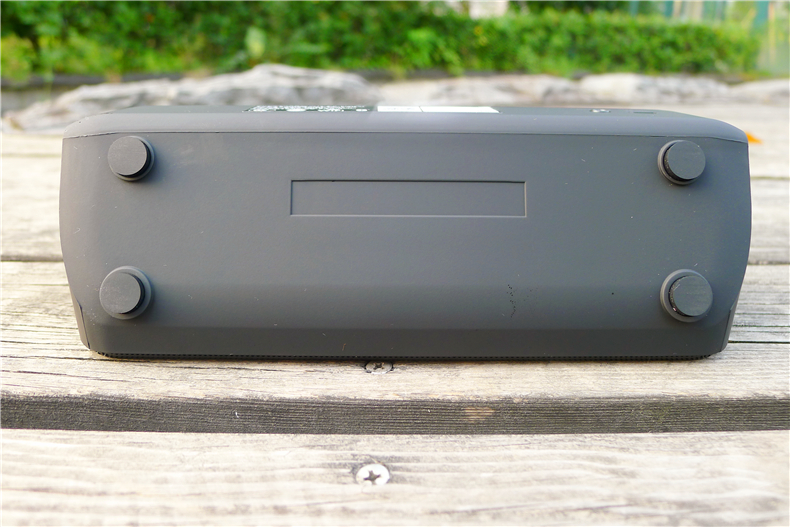 内置智能语音相互的安桥音箱动手玩