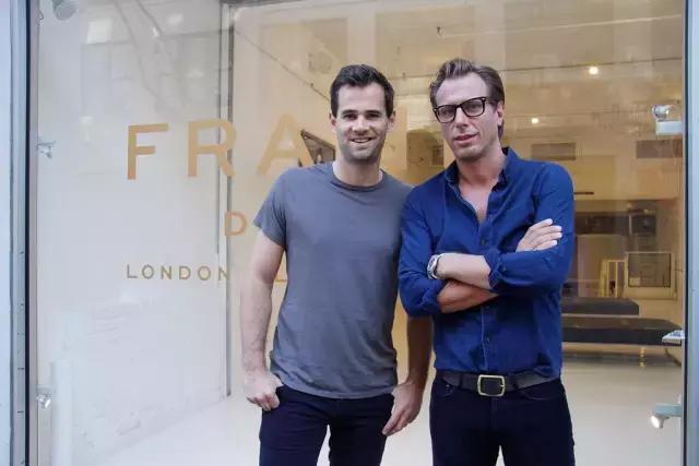 这个牌子的牛仔裤请给我来一打!