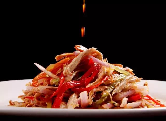 鸡属于比较大型的鸟类吗,像鸡的鸟品种