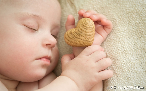 小孩拉肚子拉稀拉白色的吃什么药,宝宝拉肚子老是反反复复怎么回事