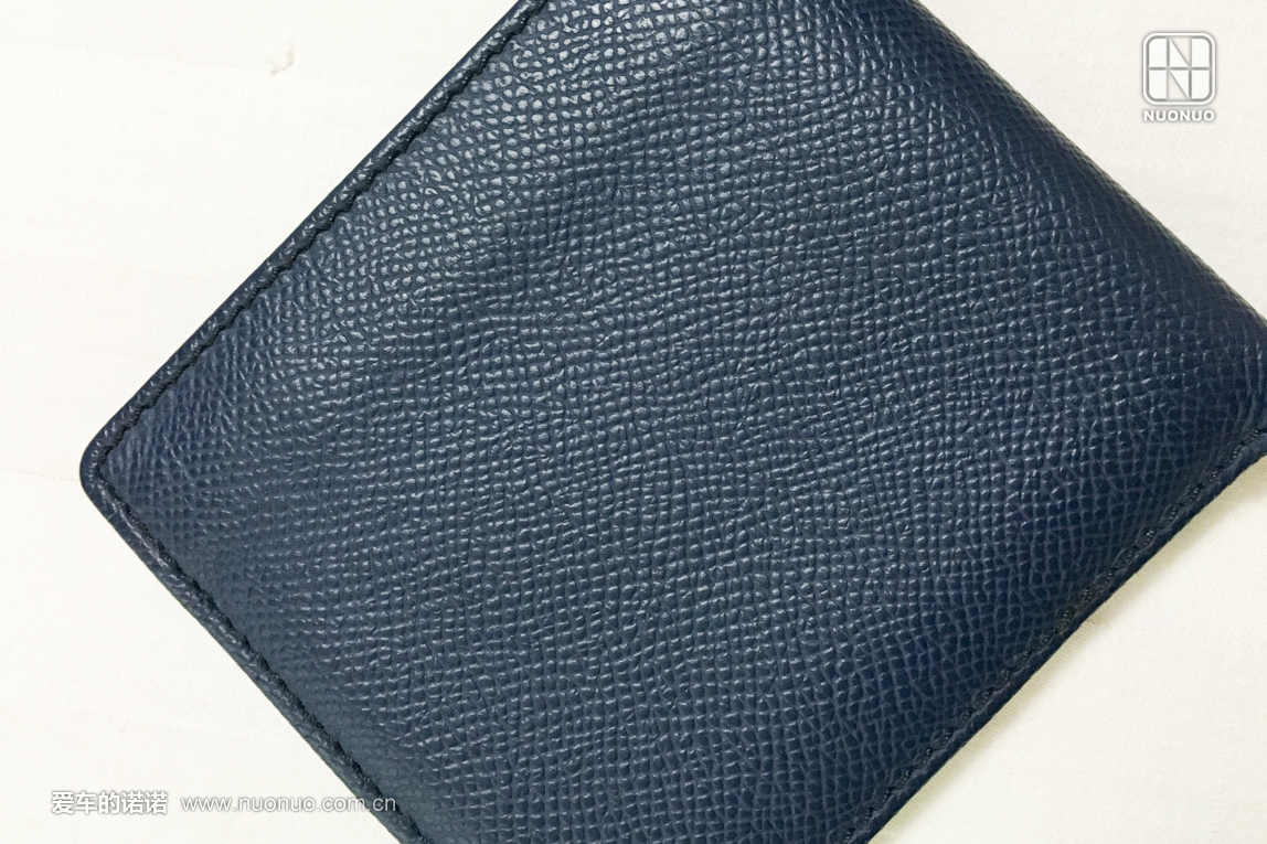 仿皮座椅织物座椅怎么样,仿皮座椅和织布座椅怎么辨别