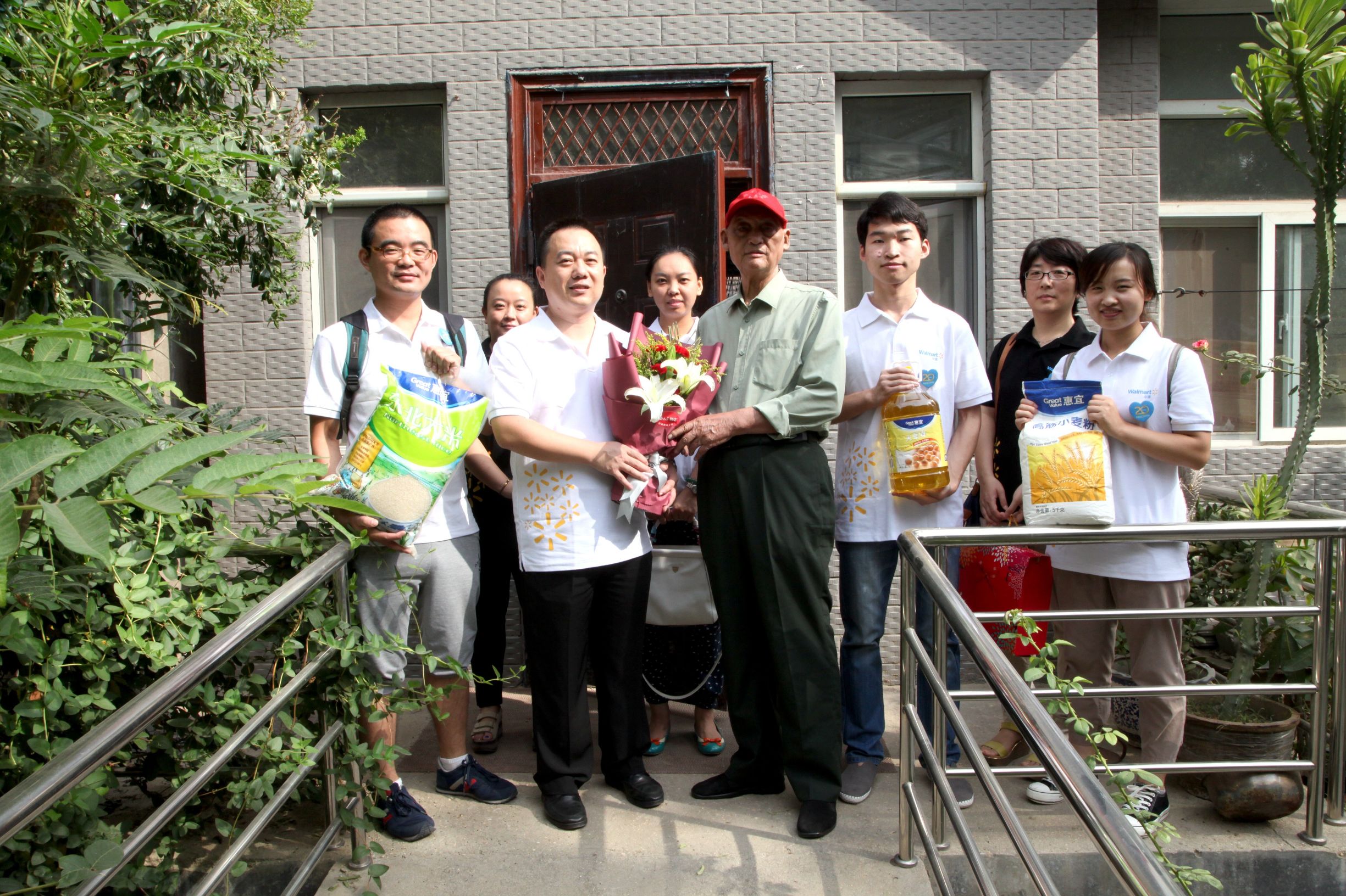 沃尔玛石家庄“爱心走进长者家”活动正式启动！