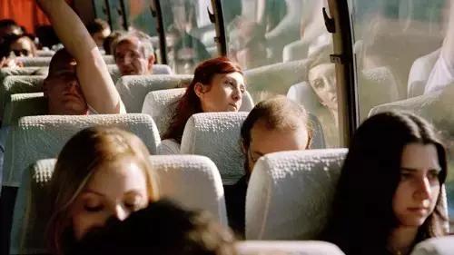 给你讲个笑话，我是个民宿短租房东