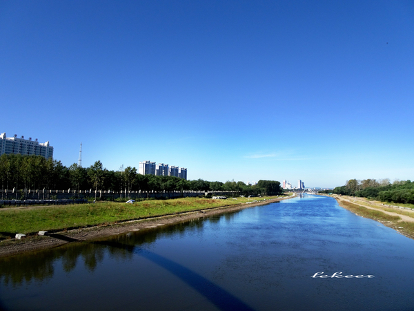 额滴个神!一枚老男人居然在黑河疯狂购物直到手软!