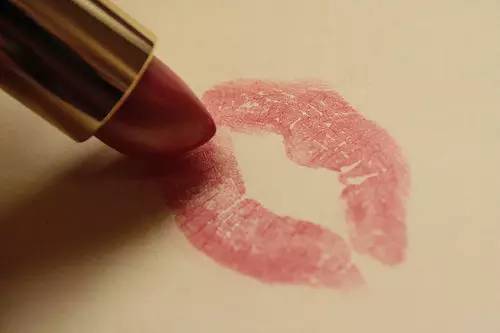 敲警钟视频完整版,敲警钟数名孩子高空坠落殒命