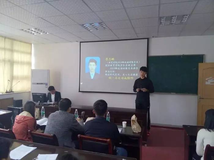 别young,别young跨界潮流艺术展