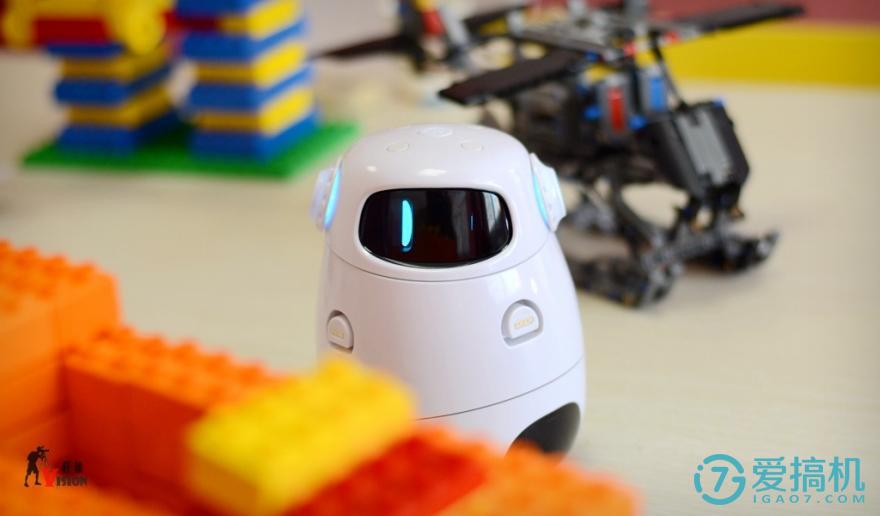 让孩子喜欢编程的视频,小卡智能编程