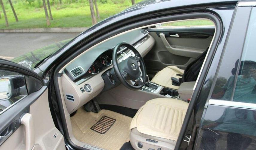 车内用毛巾擦拭可以去除甲醛吗,车内用什么方法可以洗干净