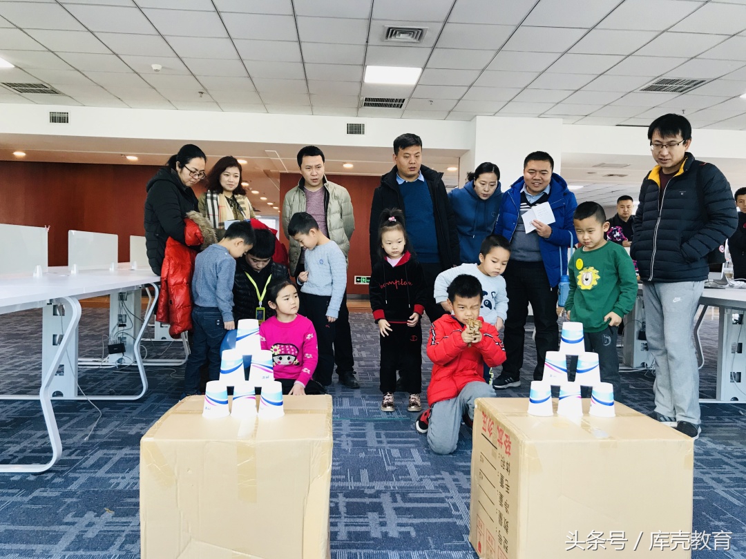 奇妙小镇嘉年华圣诞节,亲子嘉年华游乐场