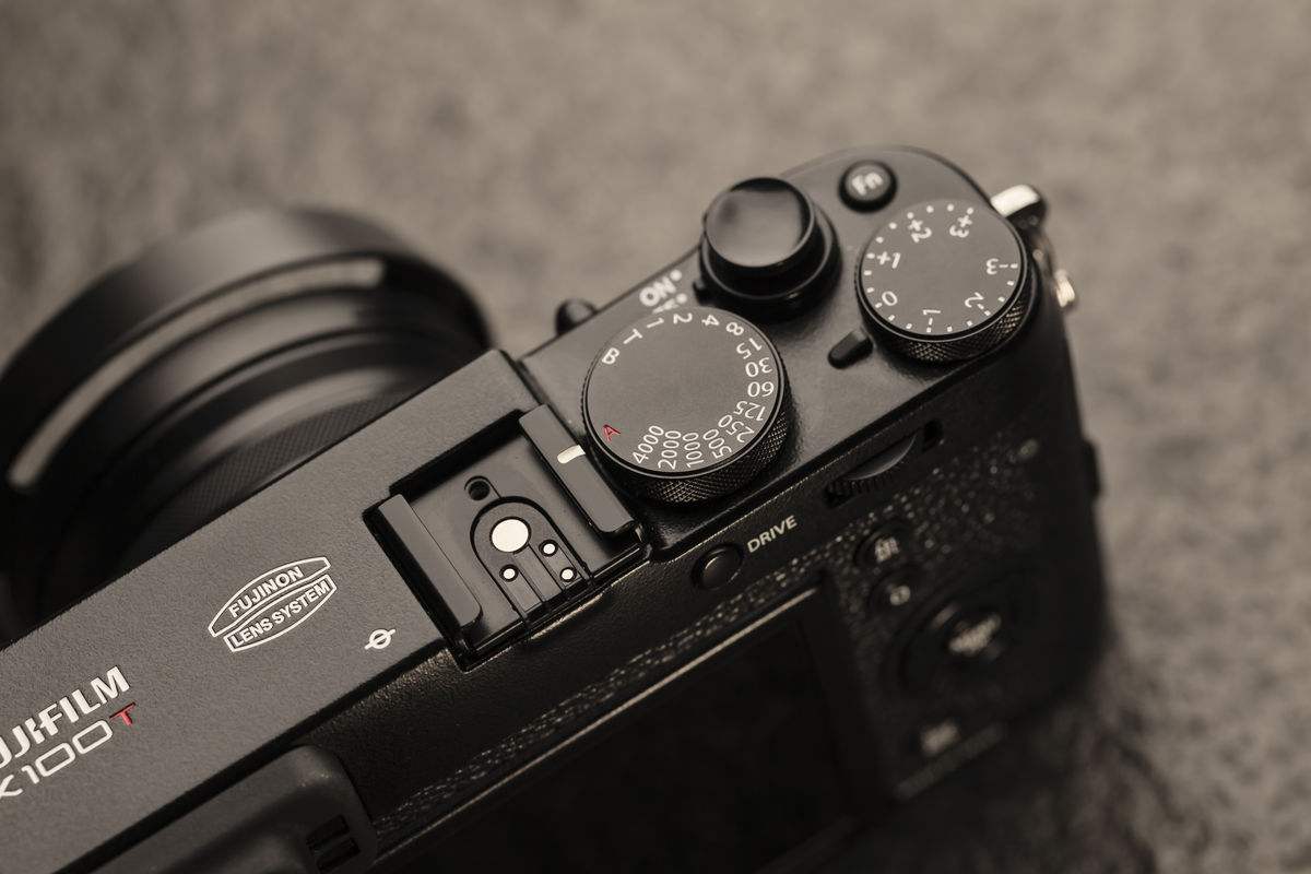 微单相机和单反相机哪个容易上手,全画幅相机选择微单好还是单反好