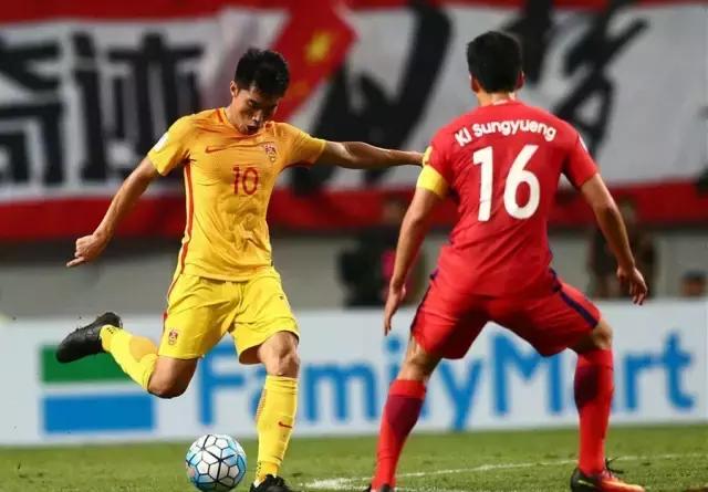 郑智十二强赛,郑智在国家队穿几号球衣