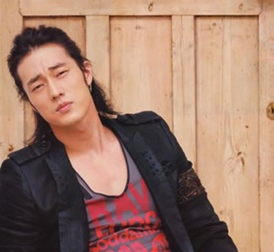 男生长发烫发染发,发质偏软长发长脸男生烫发