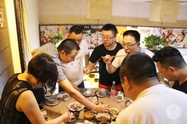 你以为的自贡实际上的自贡,自贡菜又辣又咸