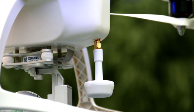 用vr操控无人机,无人机vr模式操控飞行教程