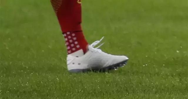 郑智要踢十二强赛吗,郑智为什么没能入选2002年世界杯