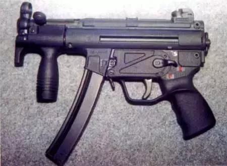 终结者1-6部解析,终结者电影武器