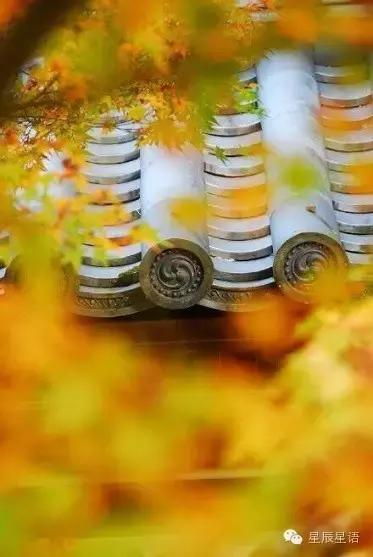 一脉情愫,一脉情思的拼音