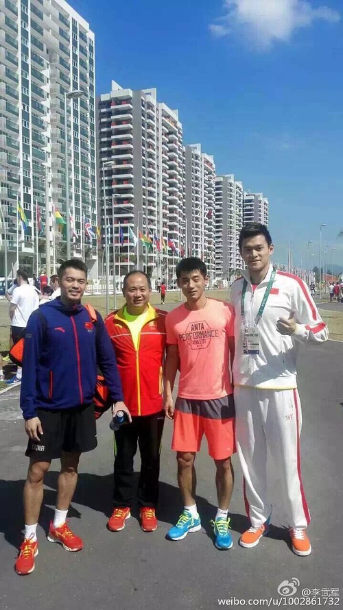 张继科泥石流完整版,张继科最新衣服