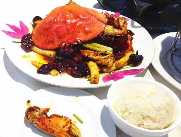 西安哪个饭店有40个人的桌子,西安餐厅桌子