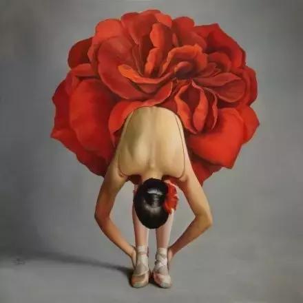 女人坚持用好看的东西,女人一直用一种护肤品好吗