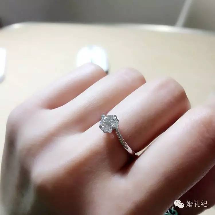 预算不够的建议买几分的钻戒,2w可以买多大的钻戒