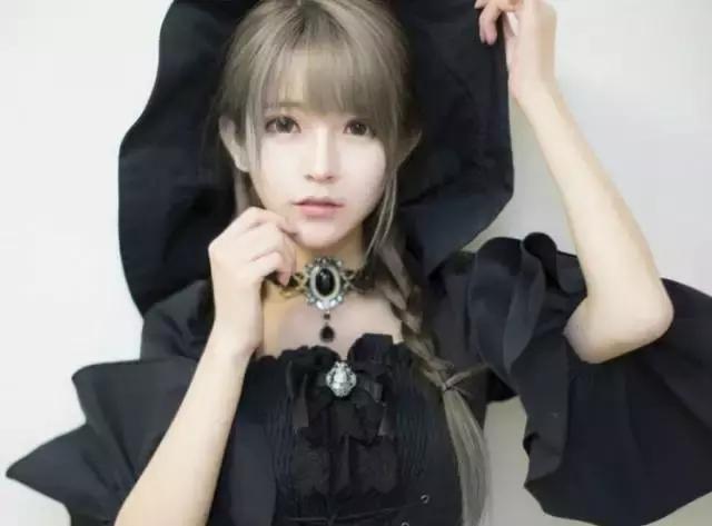 lolita文化，这些美丽的小裙子治愈了少女们成长的痛苦