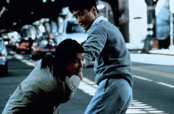 闈掓槬鏍″洯鐢靛奖妗ユ鍫曡儙,杞︾ジ鍫曡儙鐢靛奖