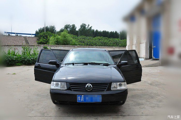 桑塔纳3000情怀版,桑塔纳3000和桑塔纳经典的区别