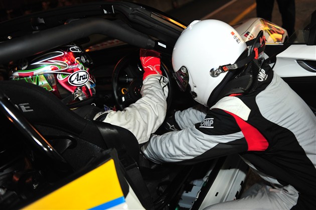 马自达mx5耐力赛简史,第一代马自达mx5试车