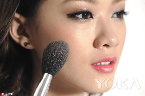 时装周华丽造型,时装周妆容视频