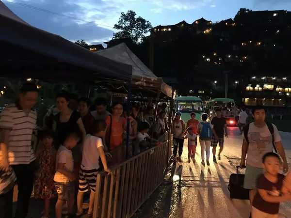 多彩贵州行西江千户苗寨,西江千户苗寨视频完整版