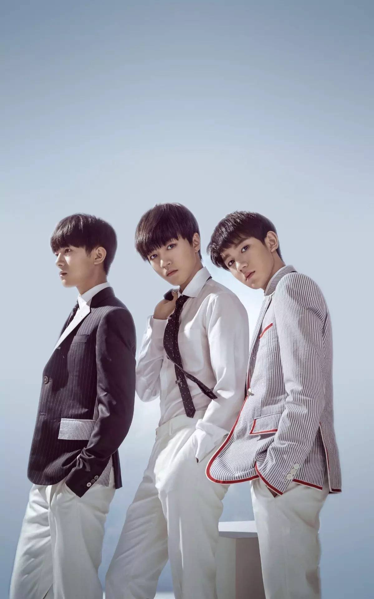 网友问题解答杨洋宋茜谣言公关、tfboys三人的感情、杨颖戏路定型问题、唐嫣行程冲突、黄磊在圈内的评价、陈思成新戏、编辑策划