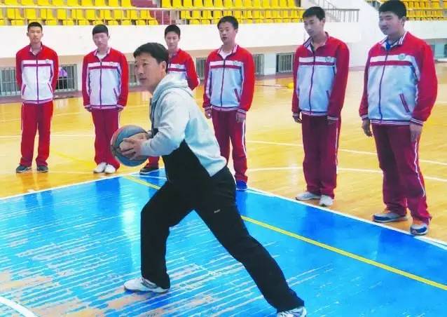 老师好健美操音乐,老师好沈阳路演