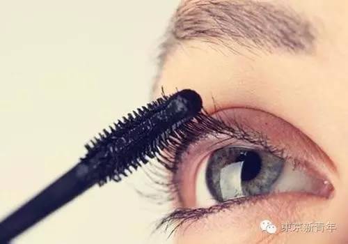 日本女生睫毛为什么长又翘,日系好用的睫毛增长液