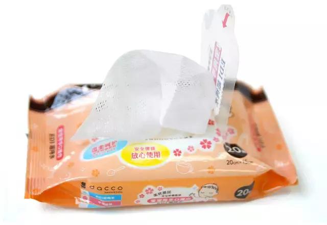 婴儿湿巾有防腐剂吗,婴儿湿巾含有什么成分是有害的